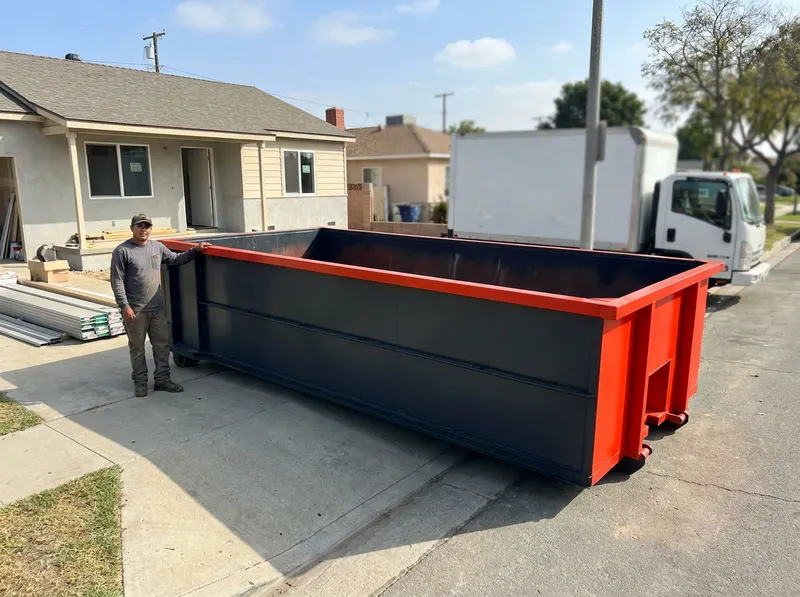 15-Yard Dumpster Rental in Los Angeles, CA