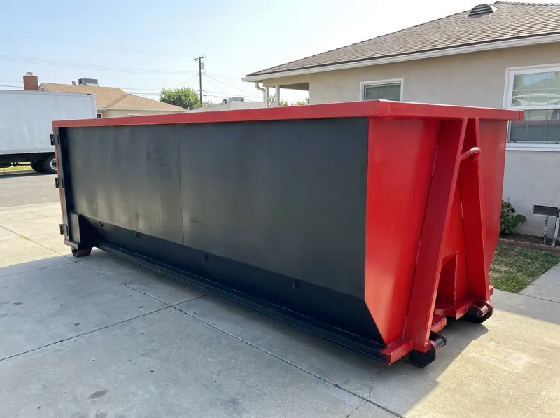 30-Yard Dumpster Rental in Los Angeles, CA
